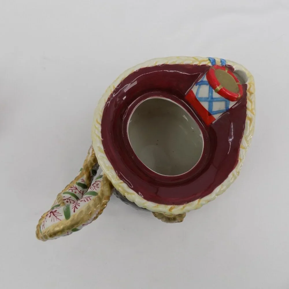 Studio Nova Woodland Holly Santa 7 1/2" 28 oz Figural Teapot with Lid No Box Vtg - Picture 8 of 10